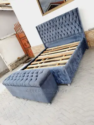 Kitanda 5×6 Na Puffy Kipya