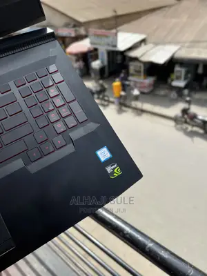 Laptop HP Omen 17 16GB Intel Core I7 SSHD (Hybrid) 128GB