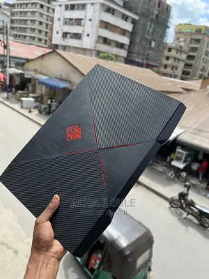 Laptop HP Omen 17 16GB Intel Core I7 SSHD (Hybrid) 128GB