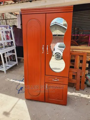 Kabati Zur Sana