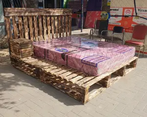 Kitanda Kizuri Sana Cha Pallett Bed
