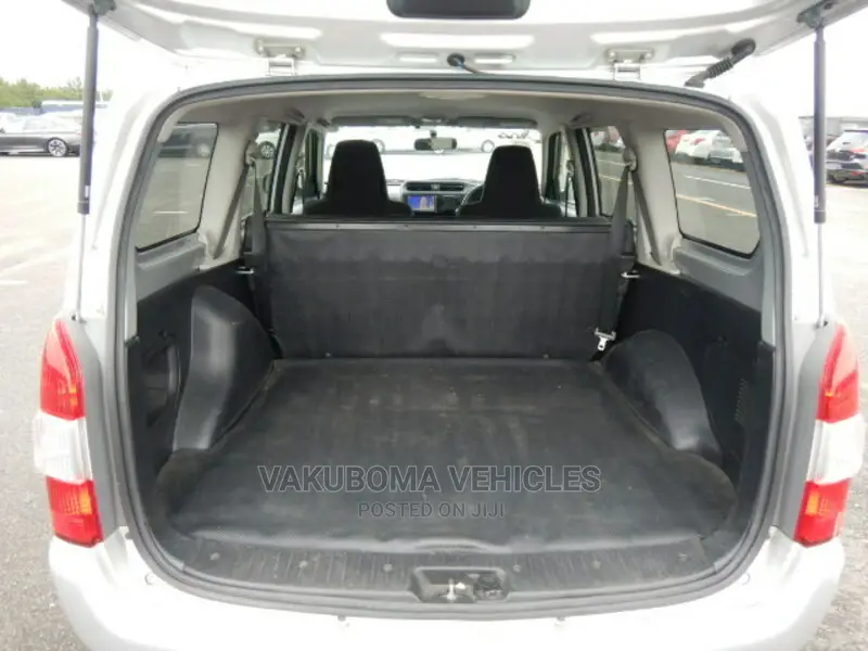 Toyota Probox 2015 Silver