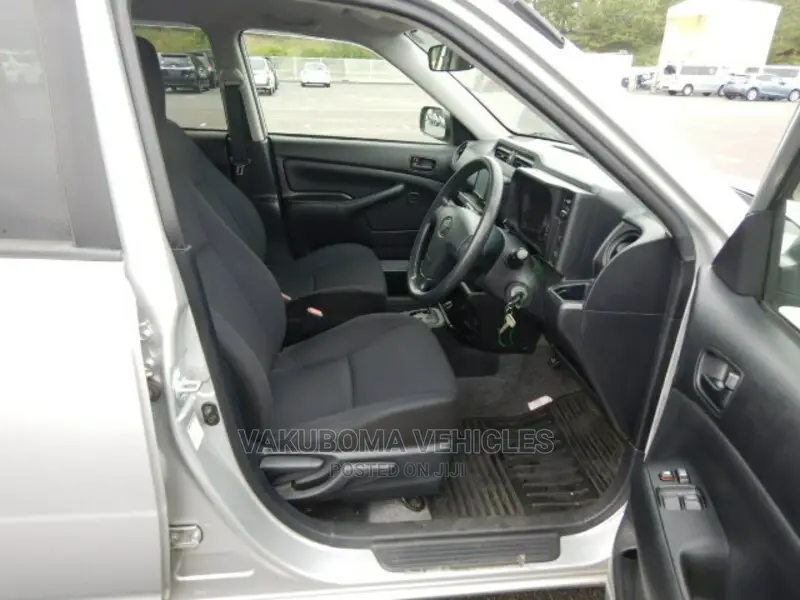 Toyota Probox 2015 Silver