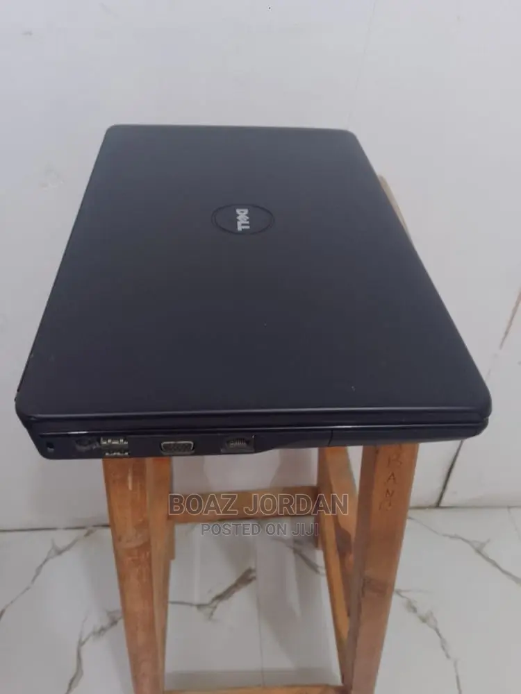 Laptop Dell Latitude 3180 4GB Intel Core 2 Duo HDD 320GB
