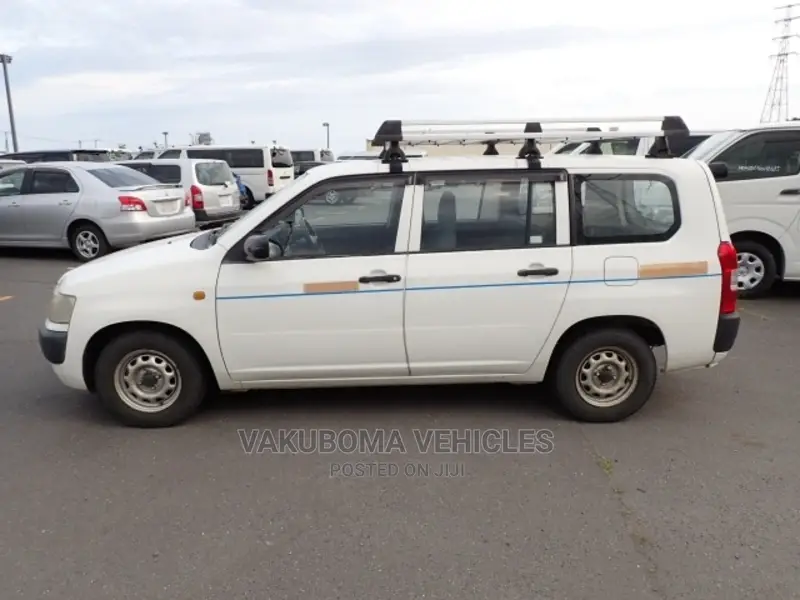 Toyota Probox 2005 White