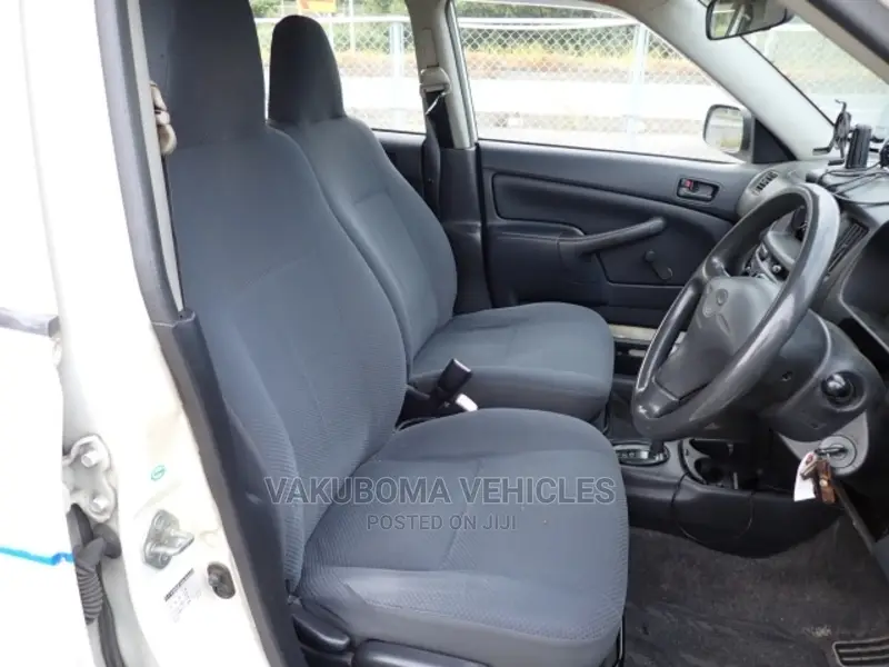 Toyota Probox 2005 White