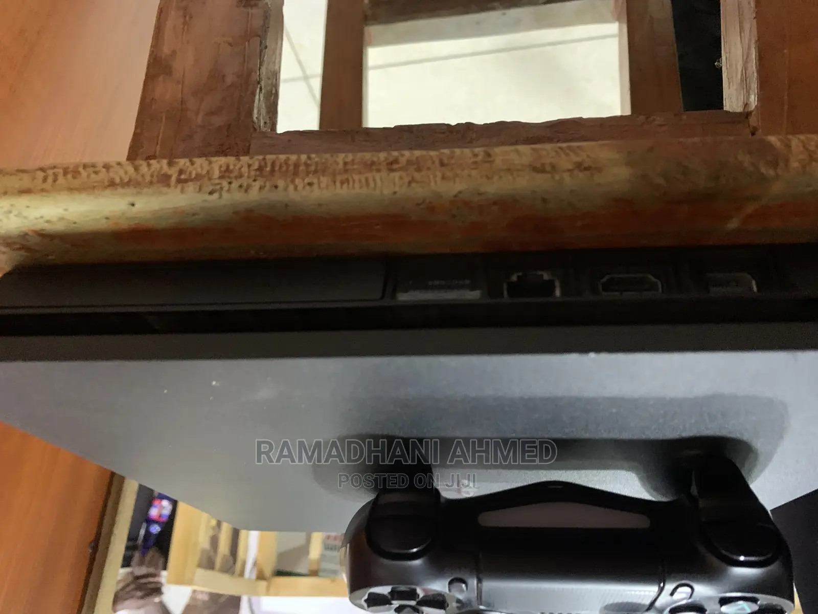 Game Ps4 Slim 1TB