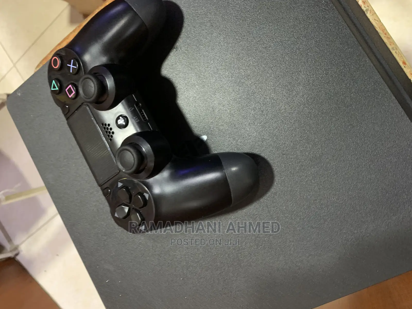 Game Ps4 Slim 1TB