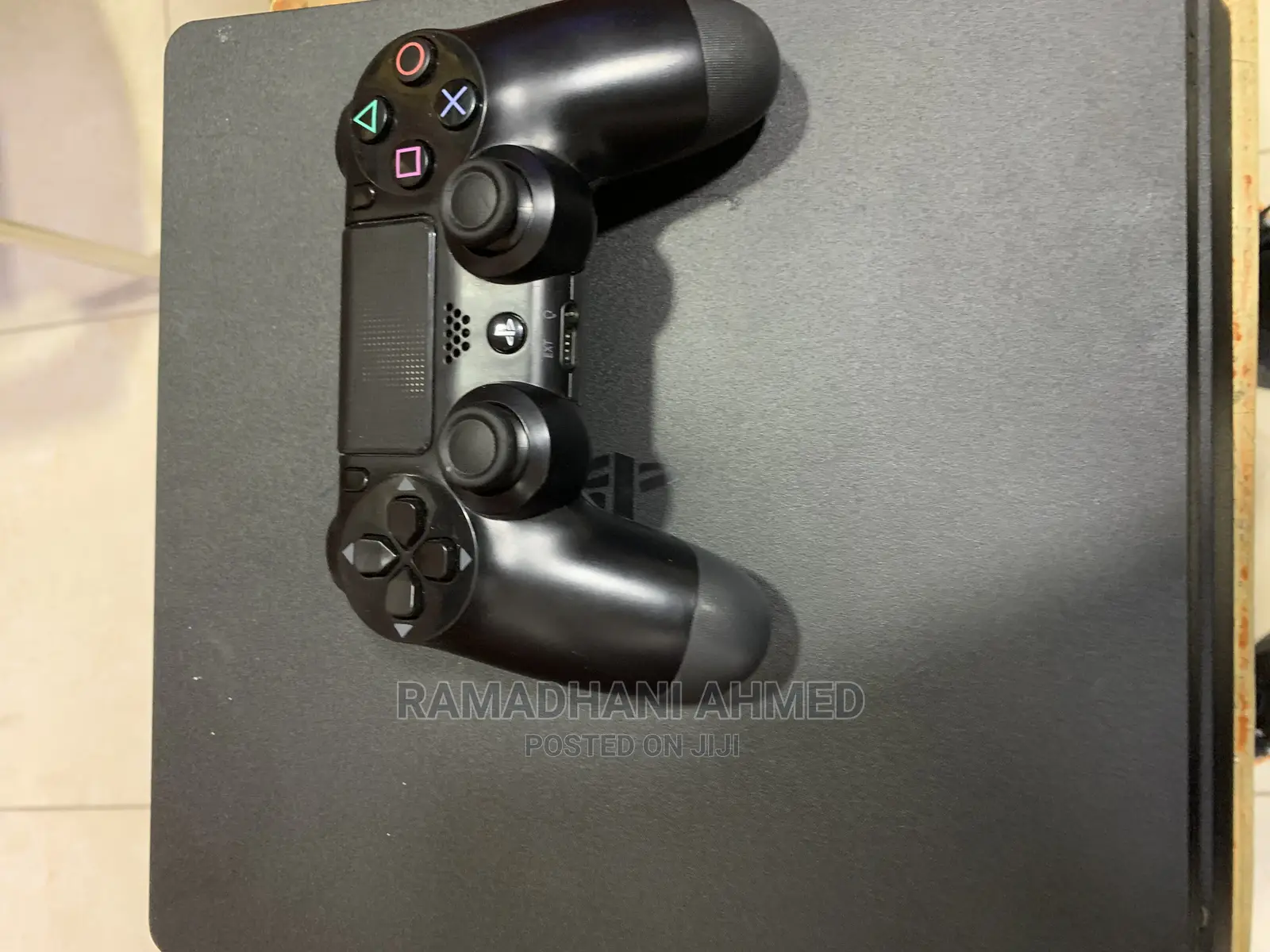 Game Ps4 Slim 1TB