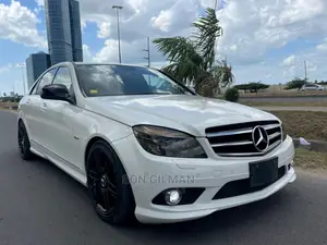 Mercedes-Benz C-Class C 200 Kompressor (S204) 2008 White