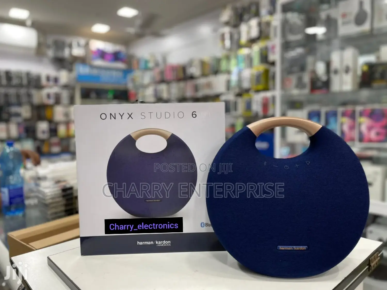 ONYX Studio 6 Speaker