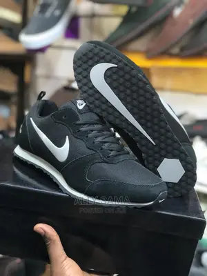Nike Classic