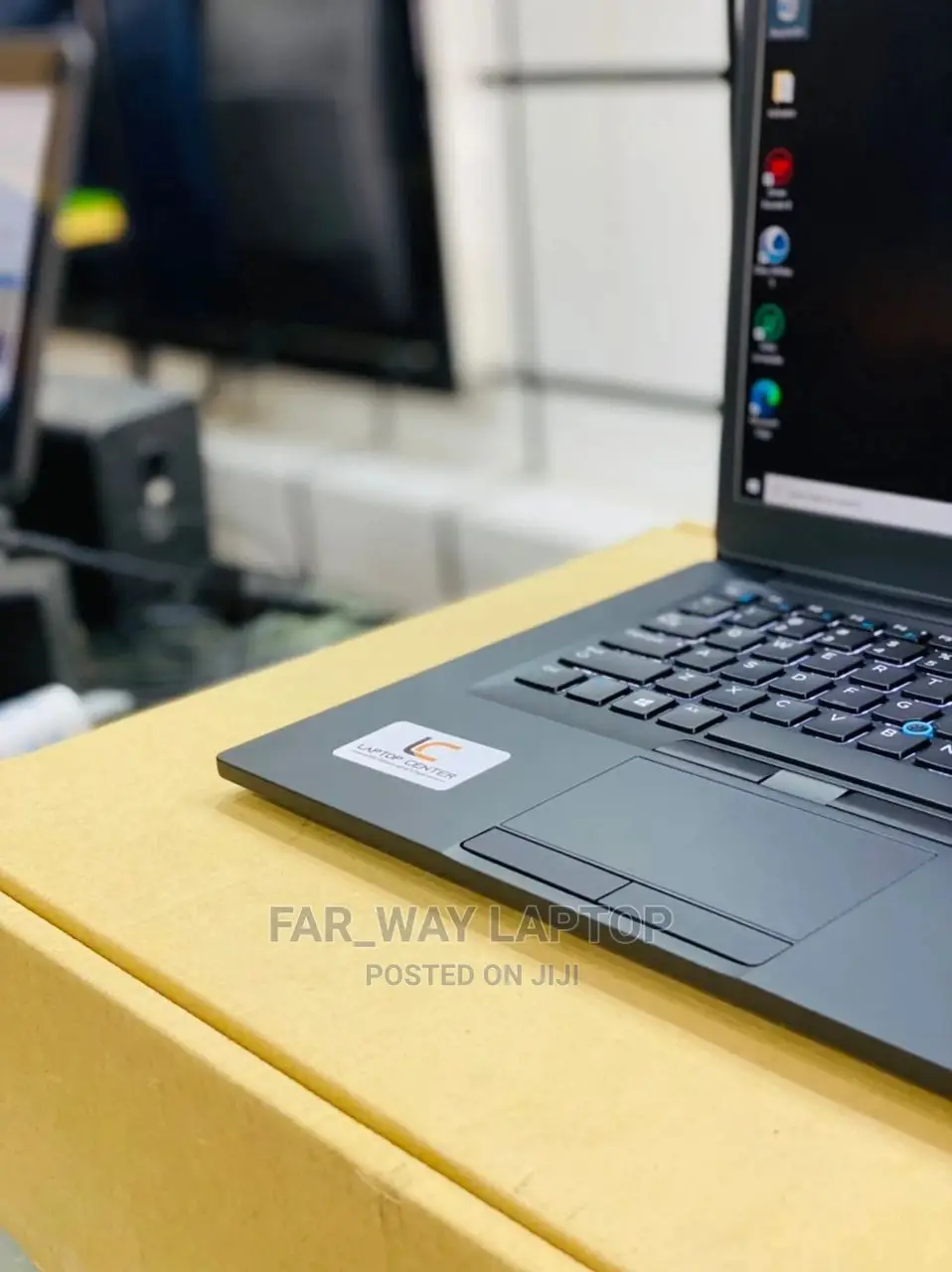 New Laptop Dell Dell Latitude 7490 8GB Intel Core I7 SSD 256GB