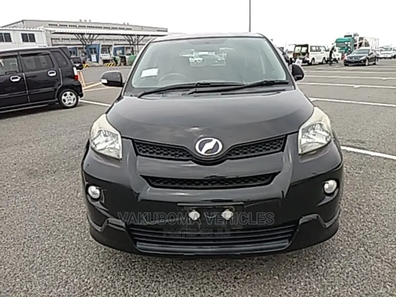 Toyota IST 2007 Black