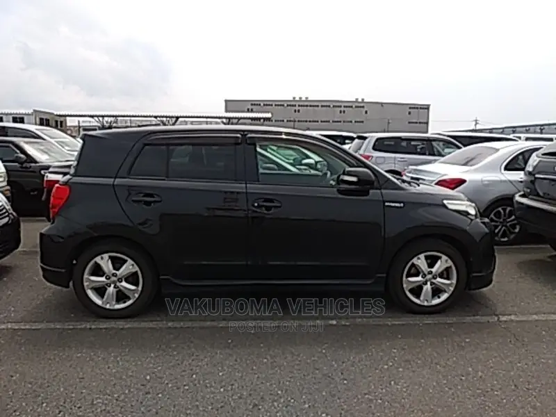 Toyota IST 2007 Black