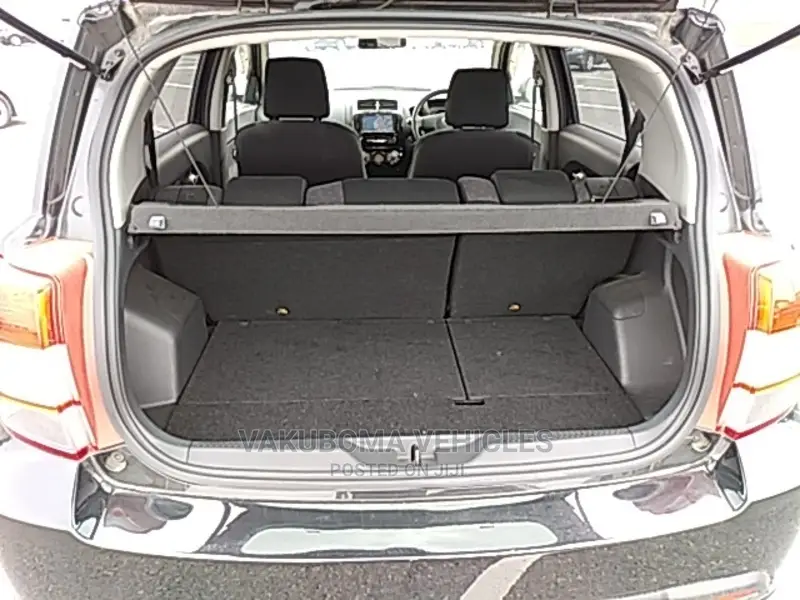 Toyota IST 2007 Black