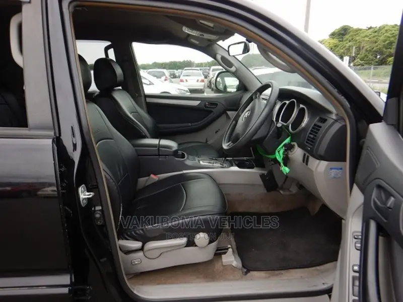 Toyota Hilux Surf 2003 Black