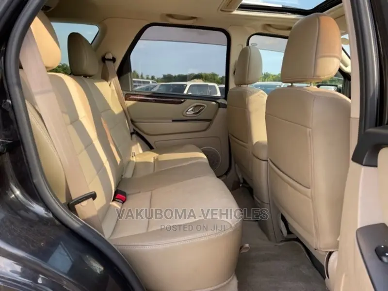 Ford Escape 2011 Black