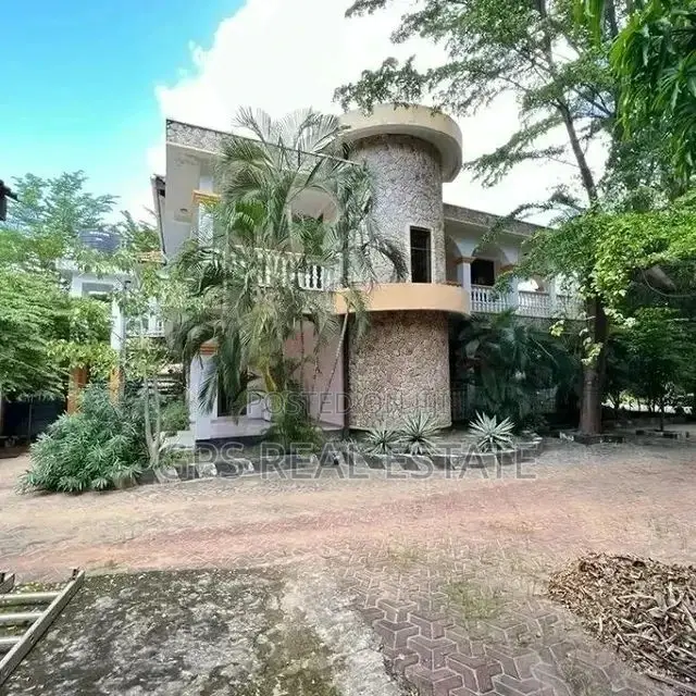 6bdrm House in Maxposh, Kinondoni for Sale