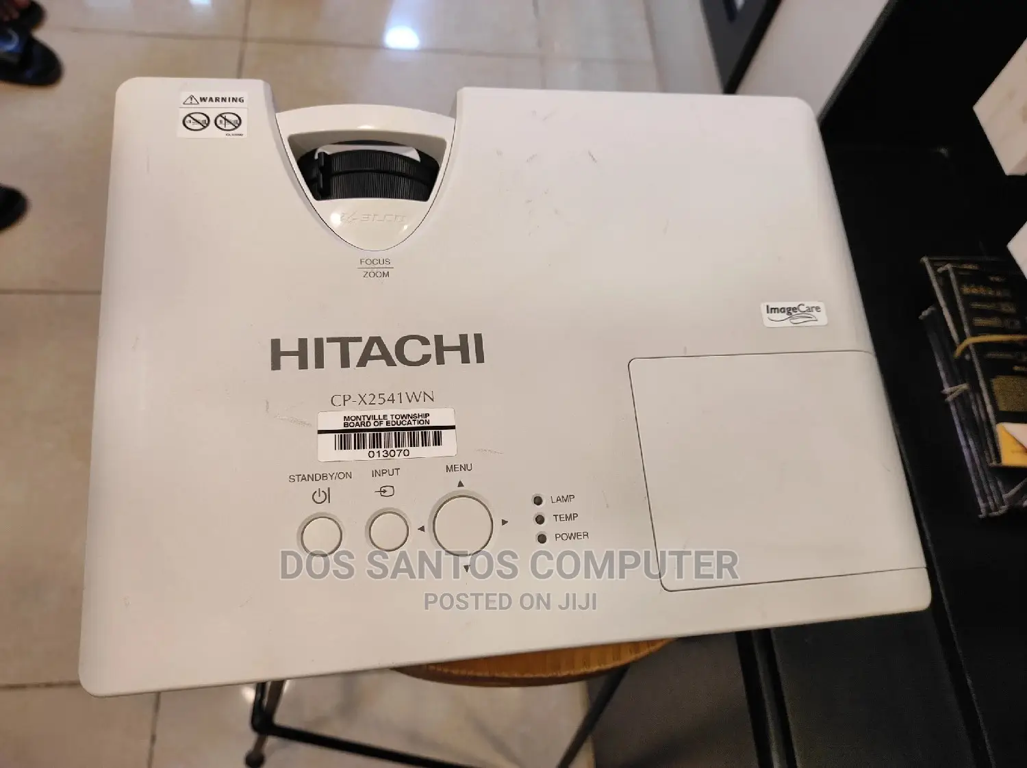 Hitachi Projector 100 Inches Display