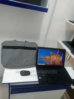 Laptop Toshiba C50 4GB Intel Core I3 HDD 500GB