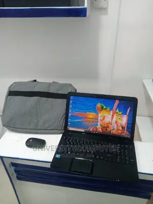 Laptop Toshiba C50 4GB Intel Core I3 HDD 500GB