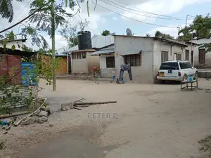 10bdrm House in Kimara for Sale