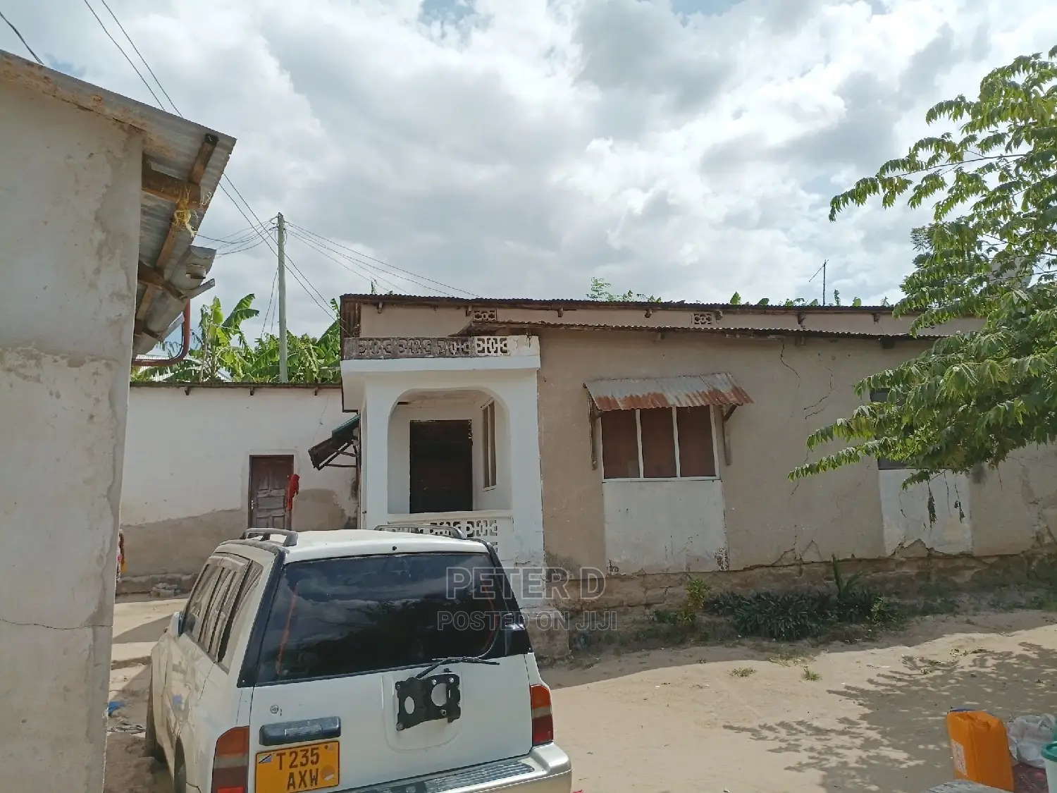 10bdrm House in Kimara for Sale