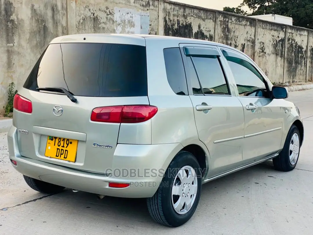 Mazda Demio 2003 Gray