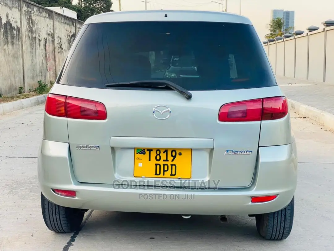 Mazda Demio 2003 Gray