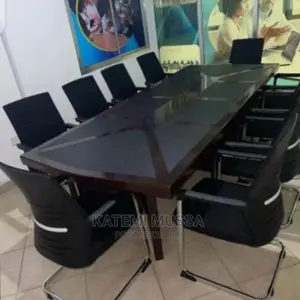 Meza Ya Mkutano