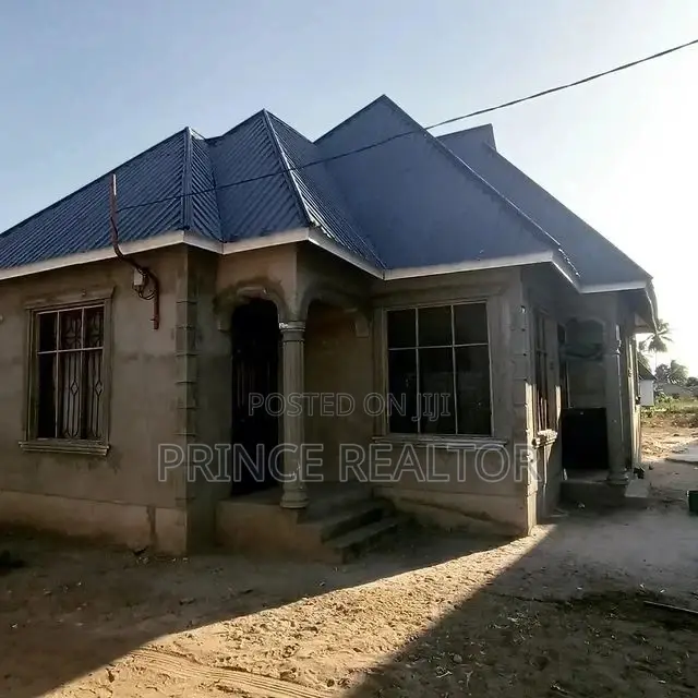 3bdrm House in Maxposh, Temeke for Sale