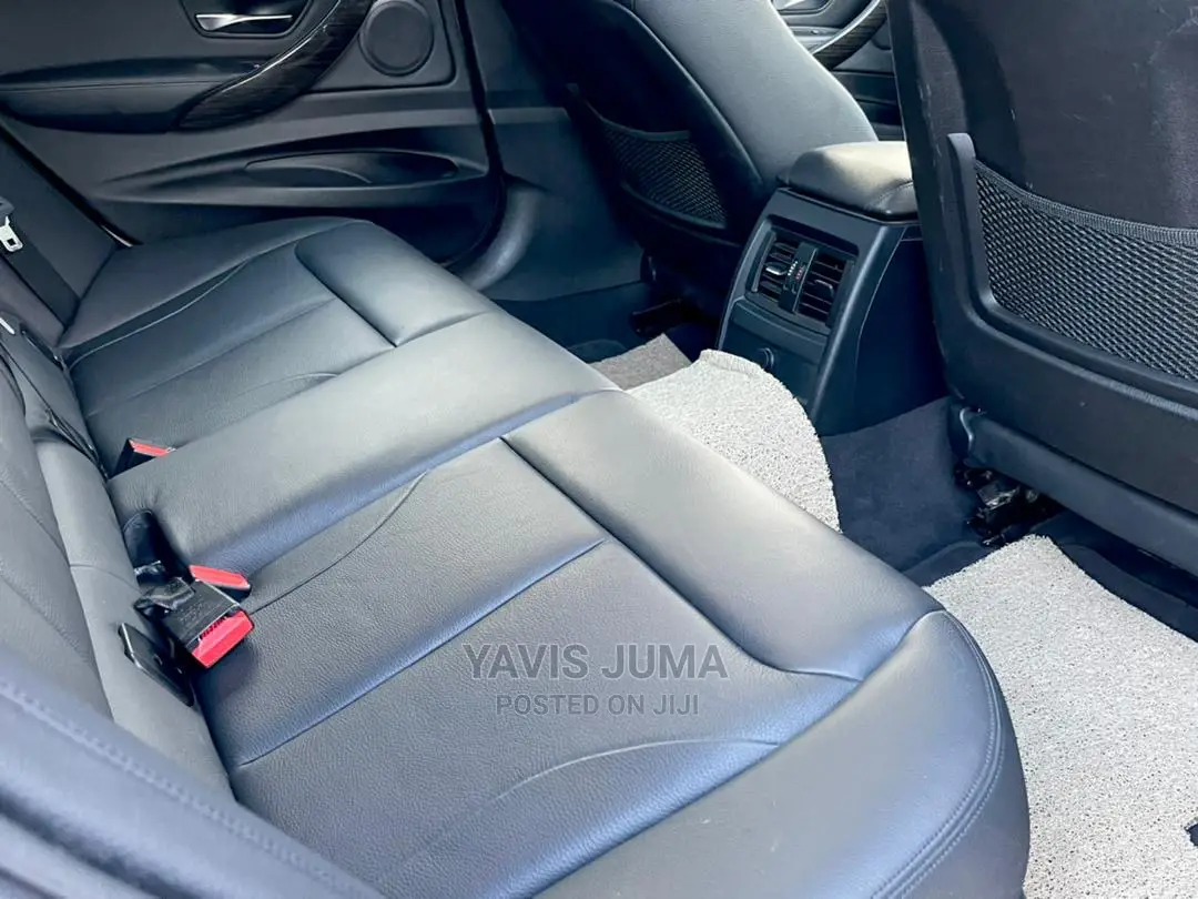 BMW 320i 2015 White