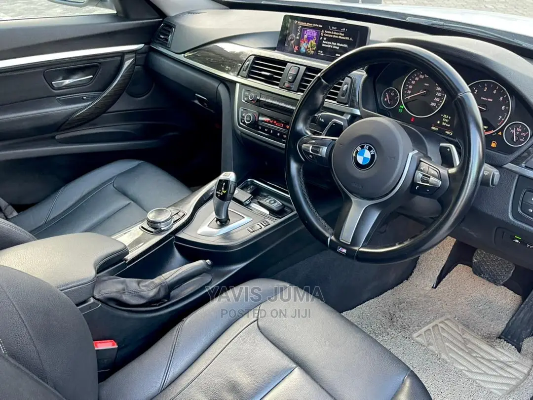 BMW 320i 2015 White