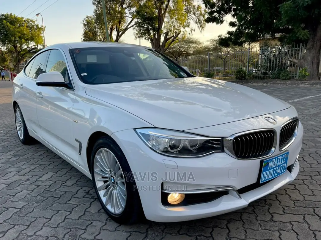 BMW 320i 2015 White