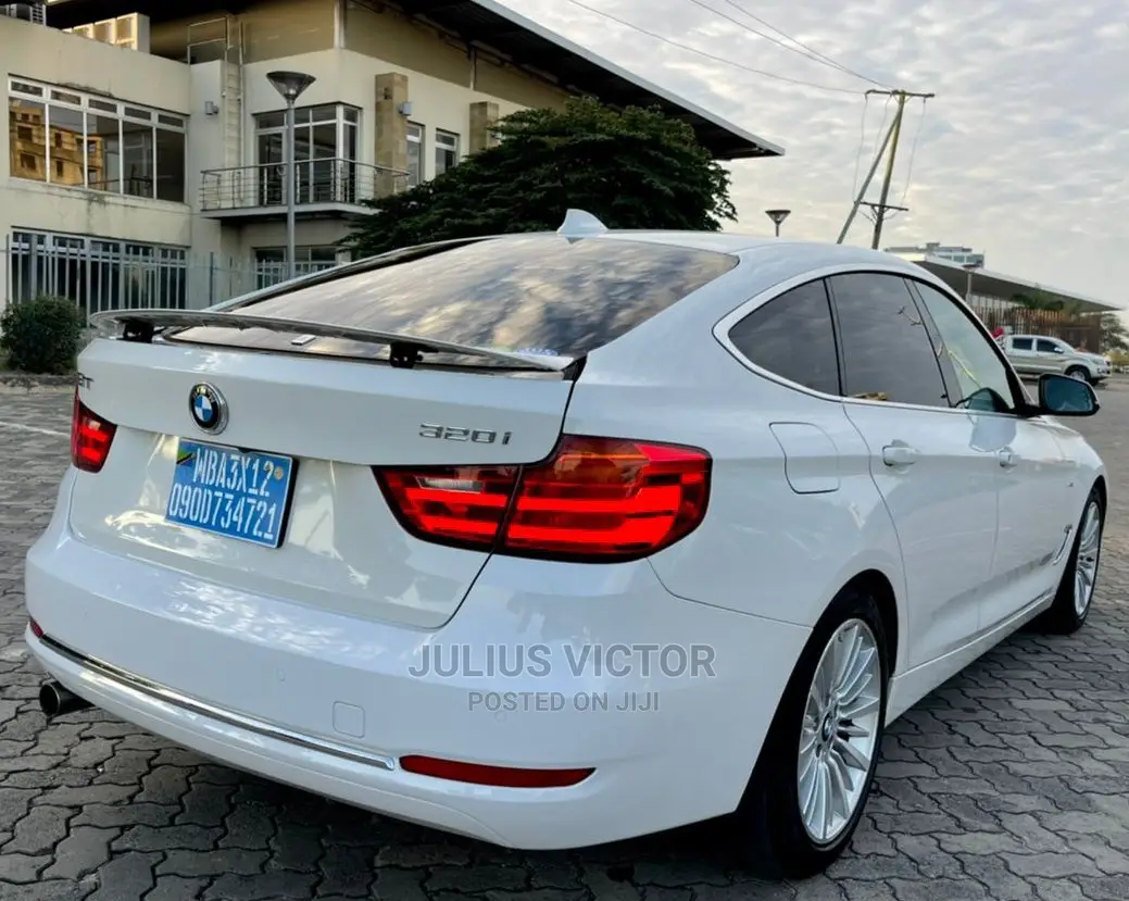 BMW 3 Series 2015 White