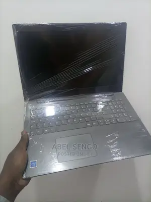 Laptop Lenovo IdeaPad 300 4GB Intel Core 2 Duo HDD 500GB