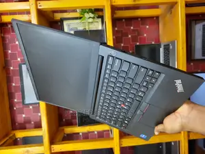Laptop Lenovo Thinkpad E15 8GB Intel Core I7 SSD 512GB