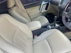 Toyota Land Cruiser Prado 2014 Black