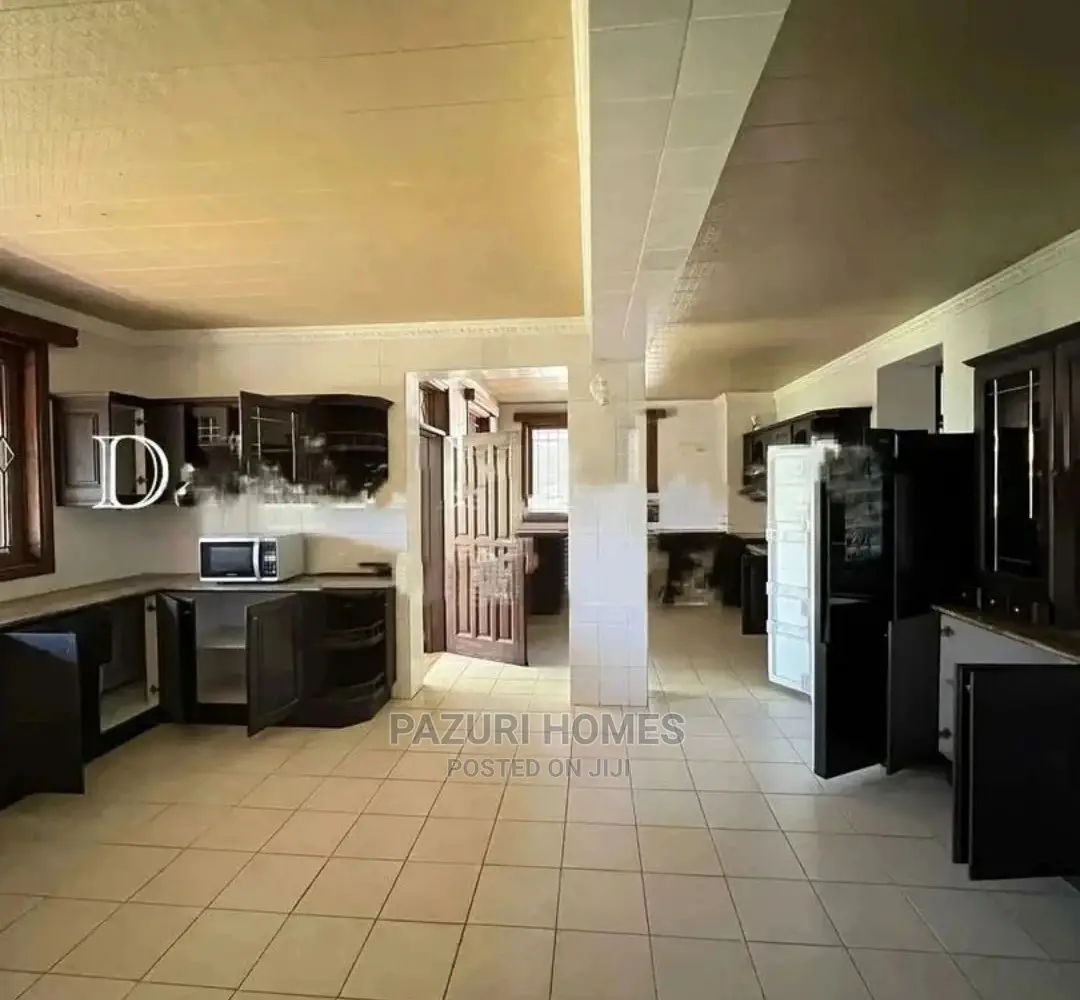 5bdrm Maisonette in Mbezi Beach for rent