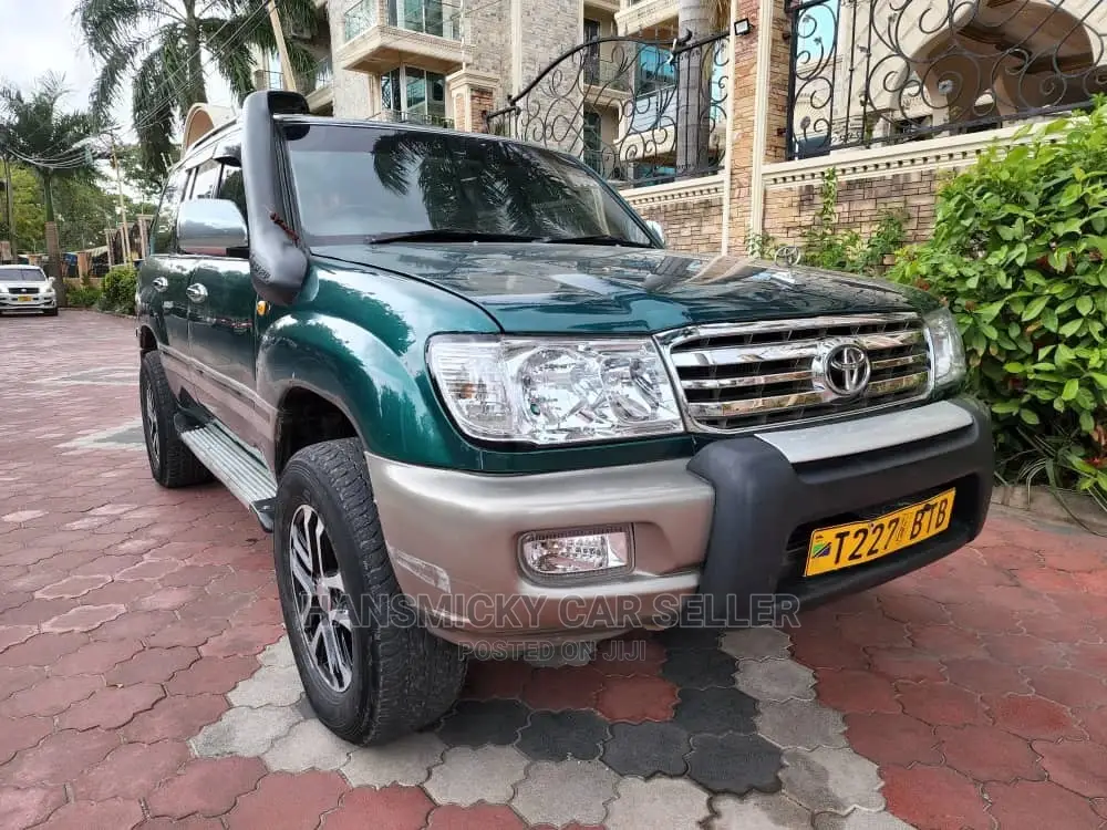Toyota Land Cruiser 2006 Blue