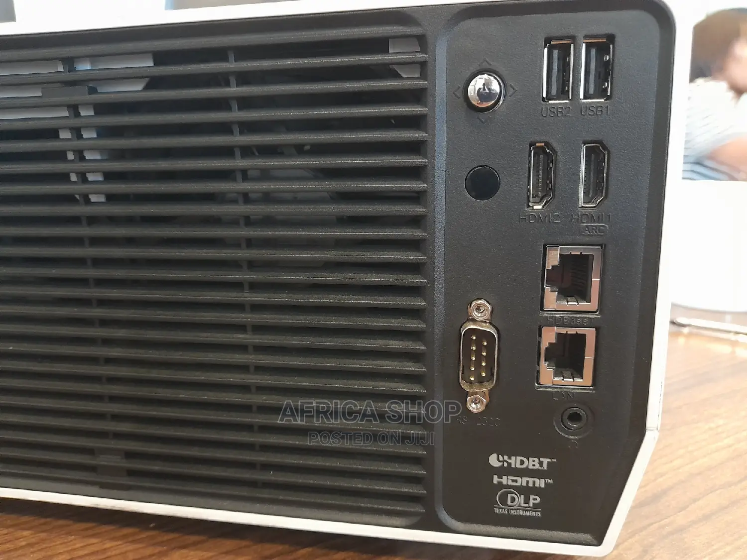 LG Bu50nst 4K Laser Projector