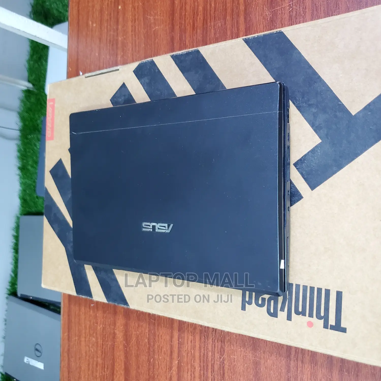 Laptop Asus A42JY 2GB Intel Atom HDD 250GB
