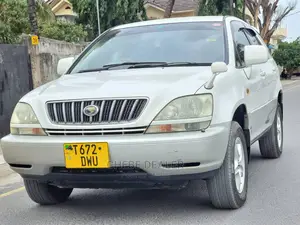 Toyota Harrier 2.4 2004 White