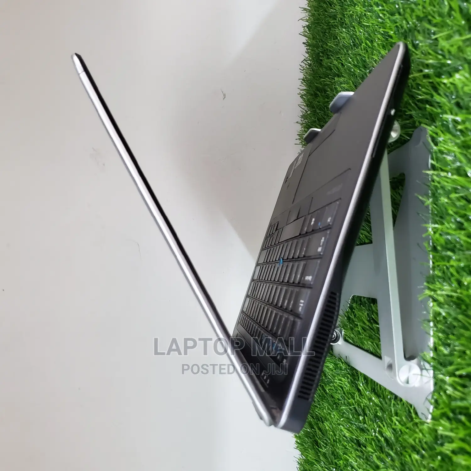 Laptop Dell Latitude 7440 4GB Intel Core I7 HDD 500GB