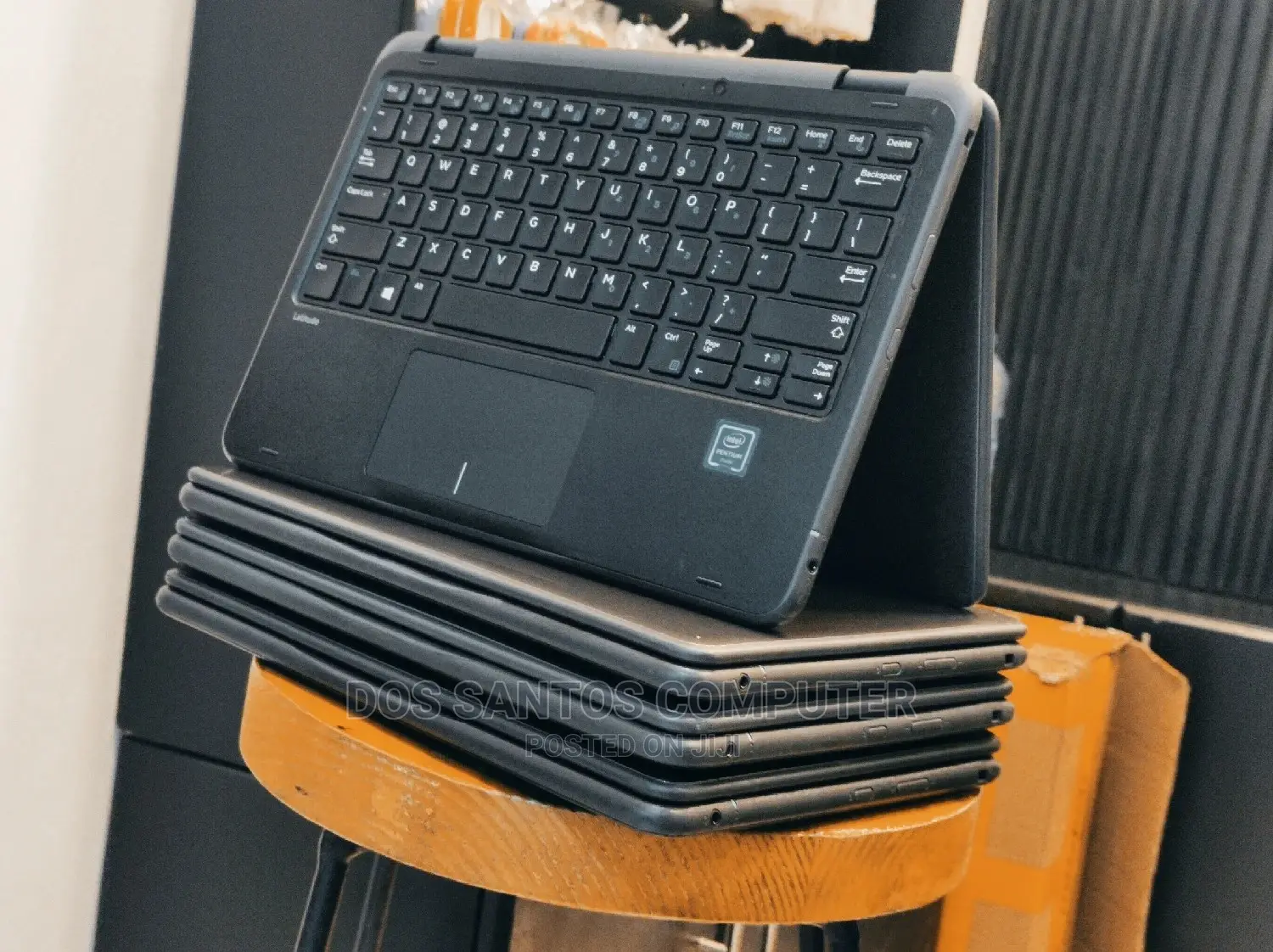 New Laptop Dell Latitude 3189 4GB Intel Pentium SSD 128GB