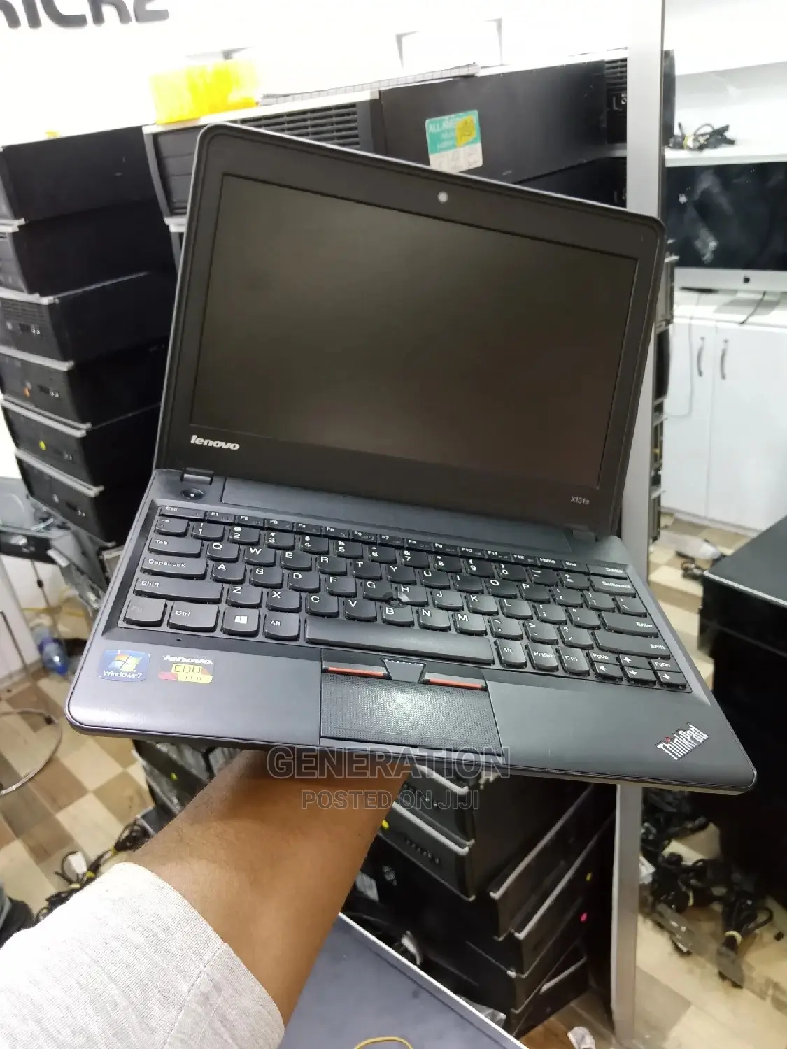 Laptop Lenovo ThinkPad X131e 4GB Intel Core 2 Duo HDD 320GB