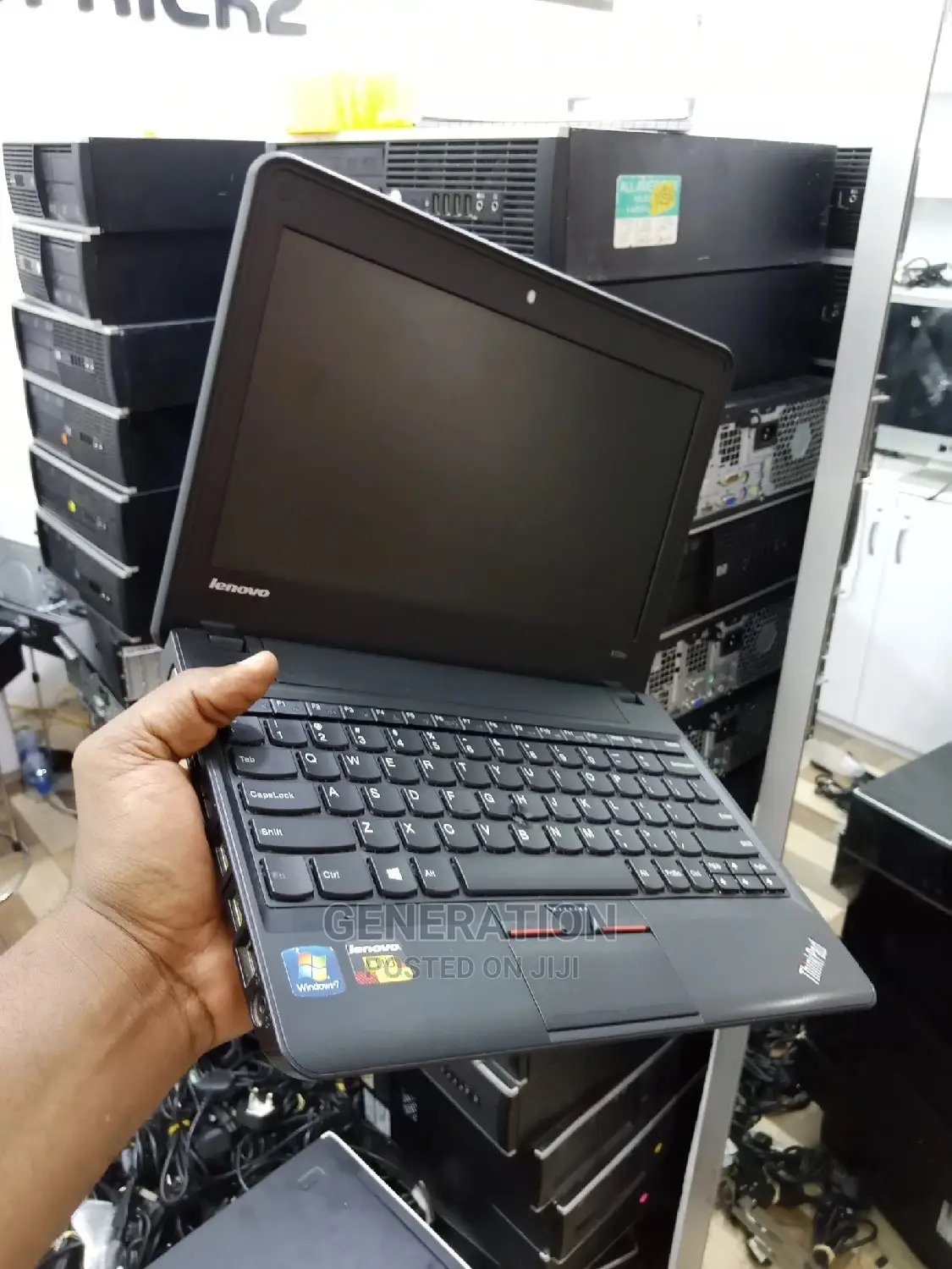 Laptop Lenovo ThinkPad X131e 4GB Intel Core 2 Duo HDD 320GB