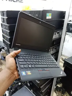 Laptop Lenovo ThinkPad X131e 4GB Intel Core 2 Duo HDD 320GB
