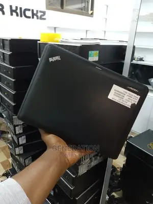 Laptop Lenovo ThinkPad X131e 4GB Intel Core 2 Duo HDD 320GB